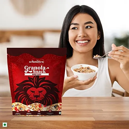 Schmitten Granola Snack (Berry Bliss, 250g X 1 Pouch)